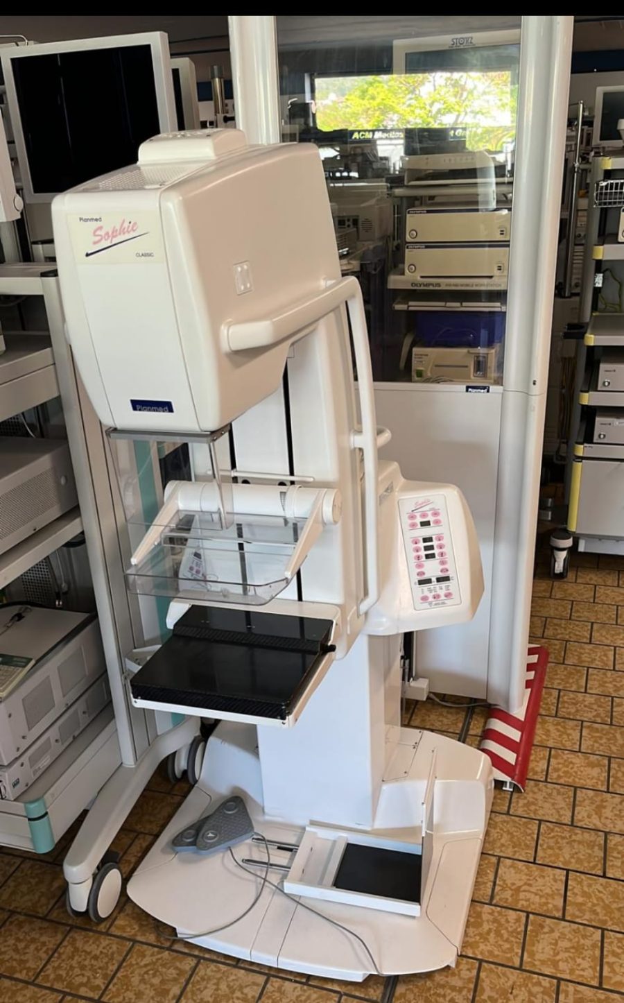 Mobile Mammo Unit (PlanMED sophie classic)